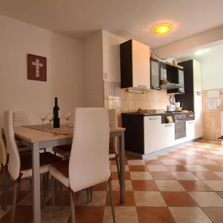 Marin Apartment *