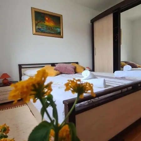 Apartment Marin Splitska