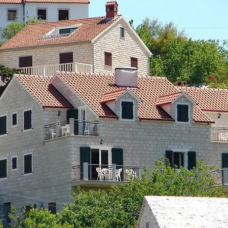 Apartment Marin Splitska